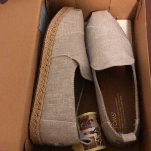 TOMS Grey Slub Chambray